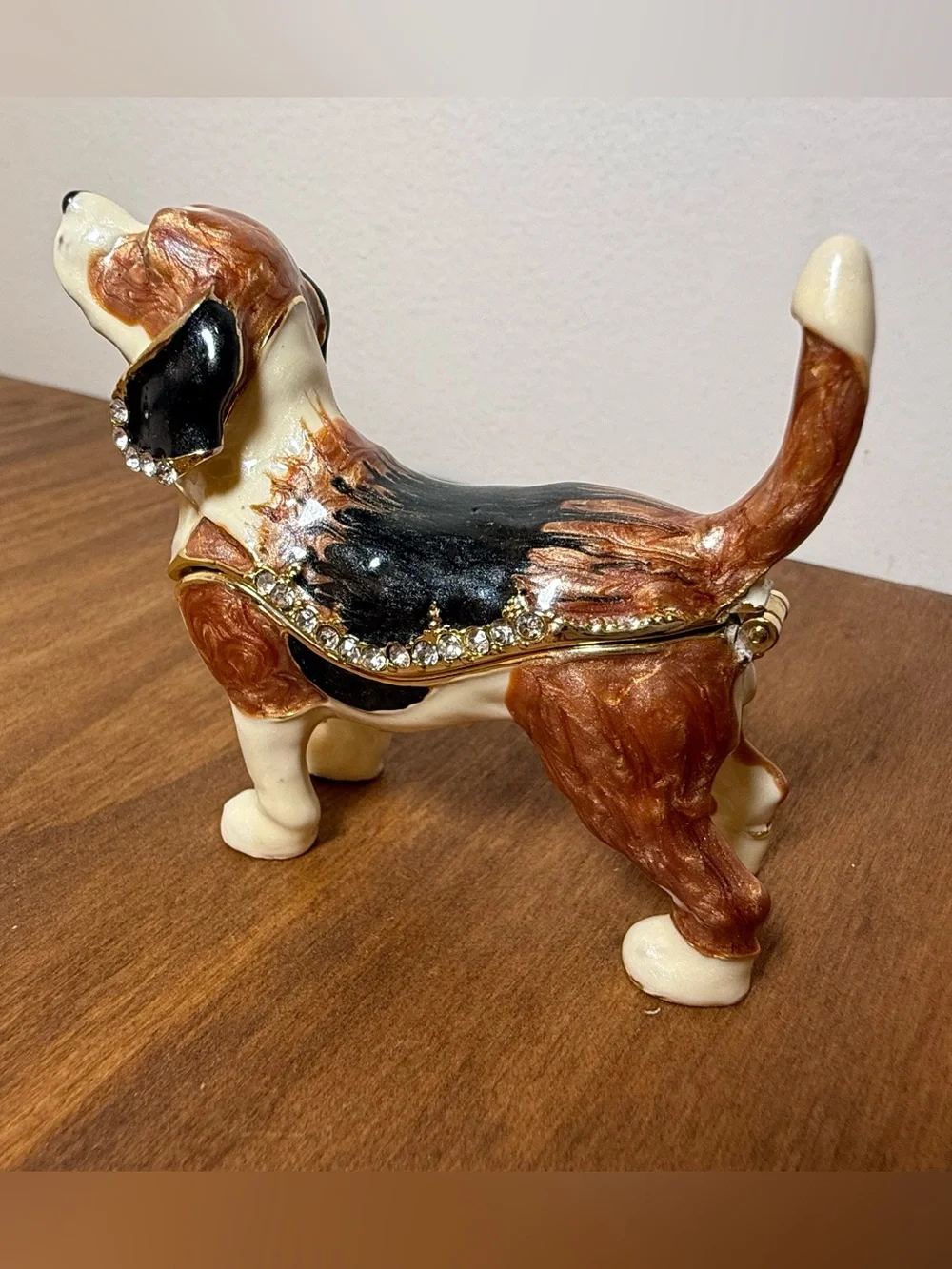 Hound dog Beagle Jewelry Trinket Box in Brown, Black & Cream